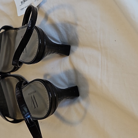 Worthington Black Croc Heels Size 8.5 - Picture 2 of 4